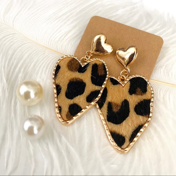 💕Last one Leopard Leather Earrings - Picture 5 of 7